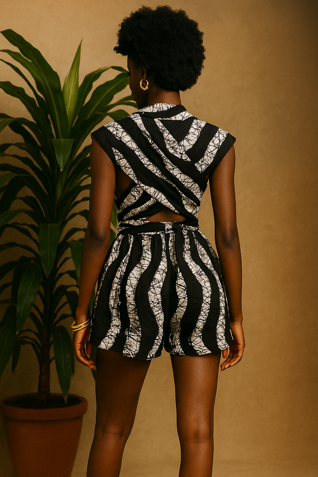 Ella Infinity romper ( black) - Reveiller Afriq